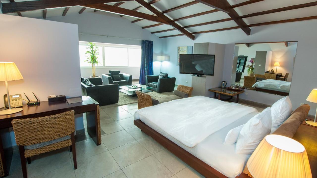 ليبرفيل Residence Hoteliere Du Phare المظهر الخارجي الصورة